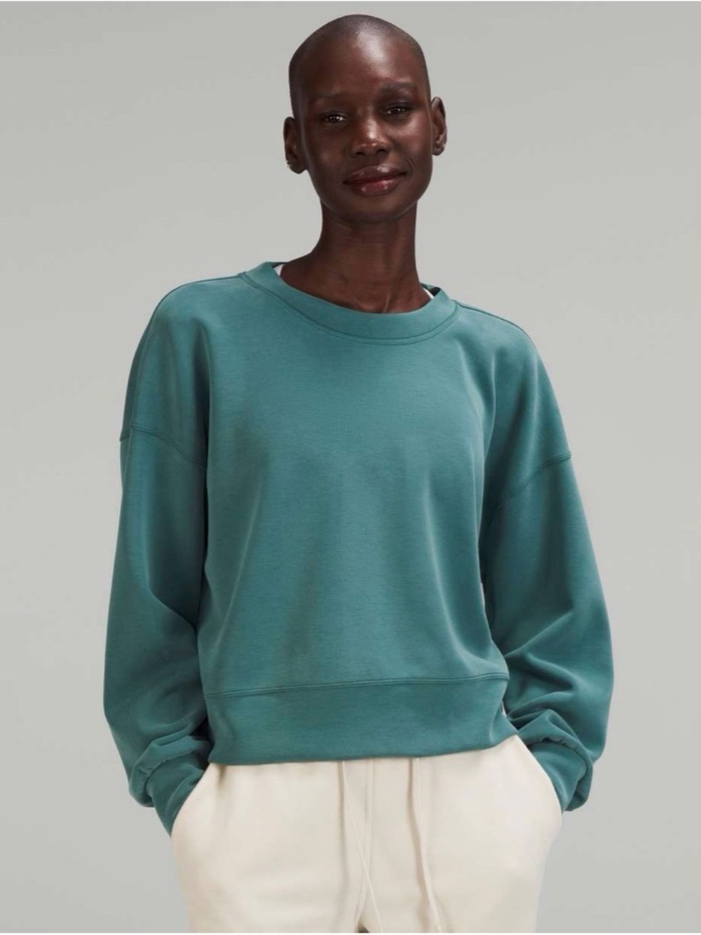 Lululemon Perfectly Oversized Cropped Crew *Softstreme
Green Jasper
